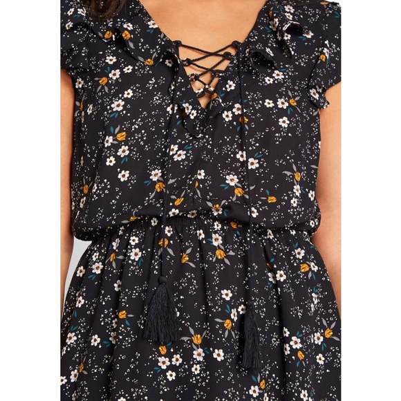 JACK by BB Dakota On the Horizon Floral Midi Dress Black Ruffle Keyhole - Picture 4 of 4